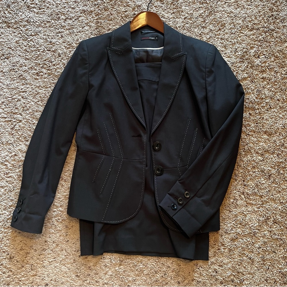 Georgiou Dark Grey Skirt Suit sz 6/8